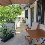 Tiny House For 2 Bakar Hreljin