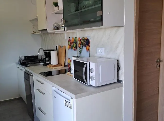 Tiny House For 2 Bakar * Hreljin