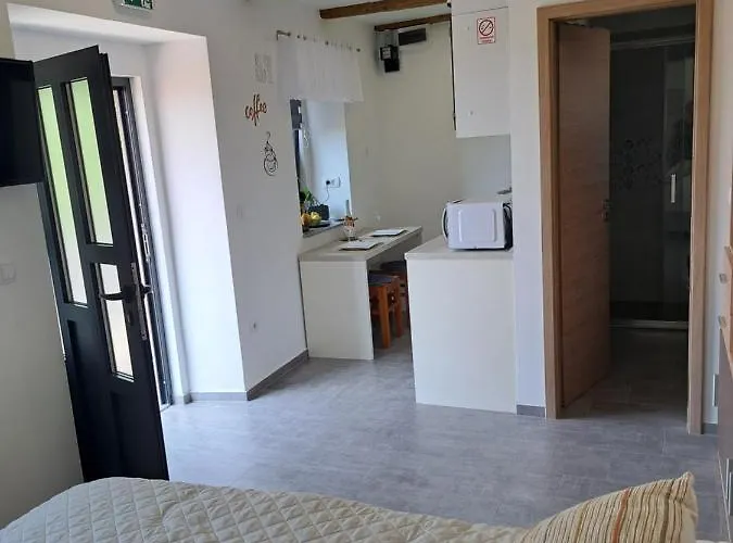 Σπίτι διακοπών Tiny House For 2 Bakar