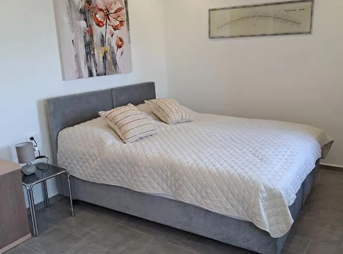 Tiny House For 2 Bakar Σπίτι διακοπών