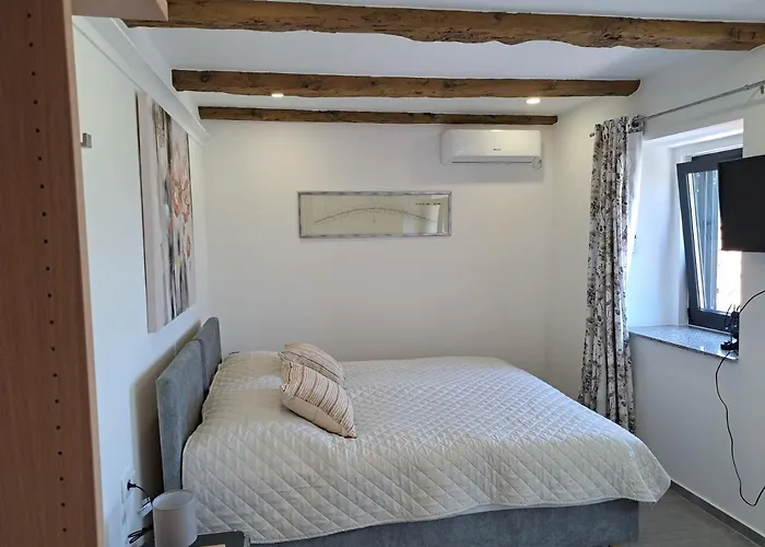 Tiny House For 2 Bakar Σπίτι διακοπών Hreljin